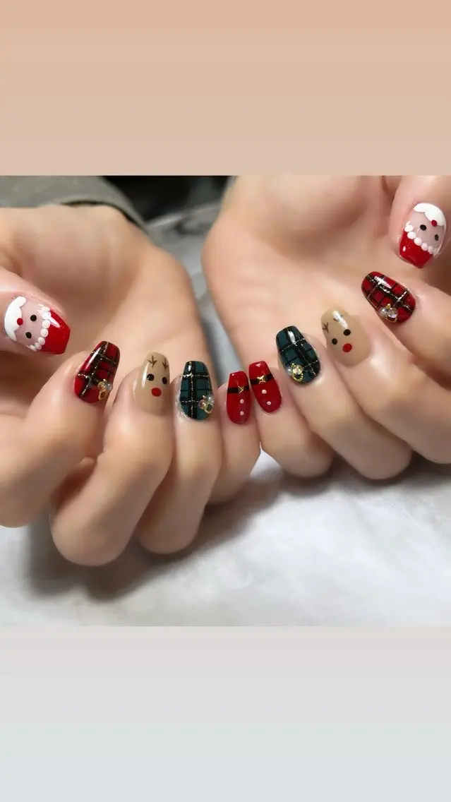 ネイル 冬ネイル クリスマス ハンドネイル nailsalon MMのネイルデザイン