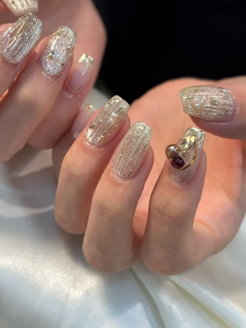 ネイル ハンドネイル atelier es.のネイルデザイン