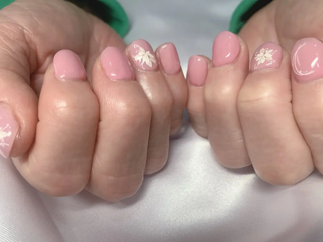 ネイル 春ネイル ネイルサロン りるねいるのネイルデザイン
