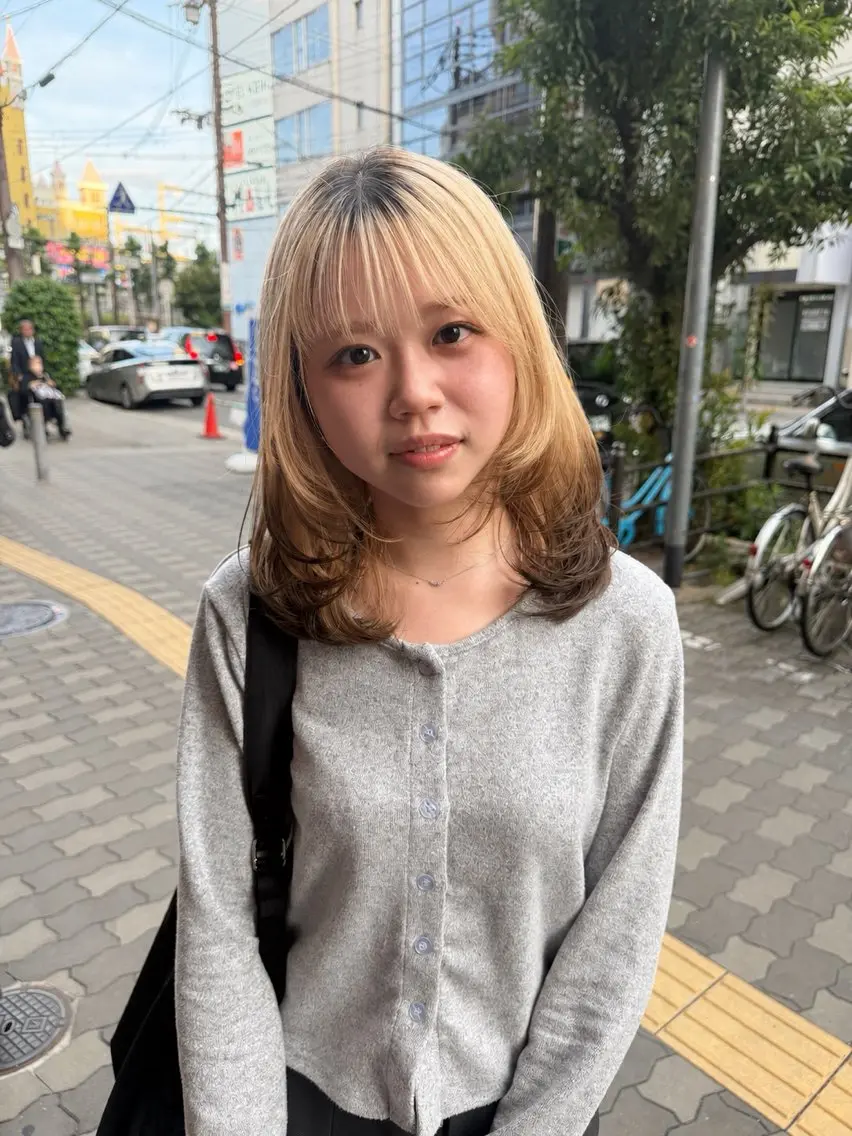 ミディアム カラー レイヤーカット カット Karin trスタイリスト🥀のヘアスタイル