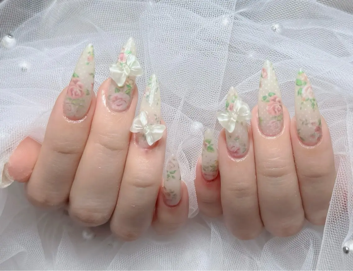 ネイル チークネイル 長さ出し フラッシュネイル フレンチネイル グラデーション ハンドネイル Lenie Nail Salonのネイルデザイン