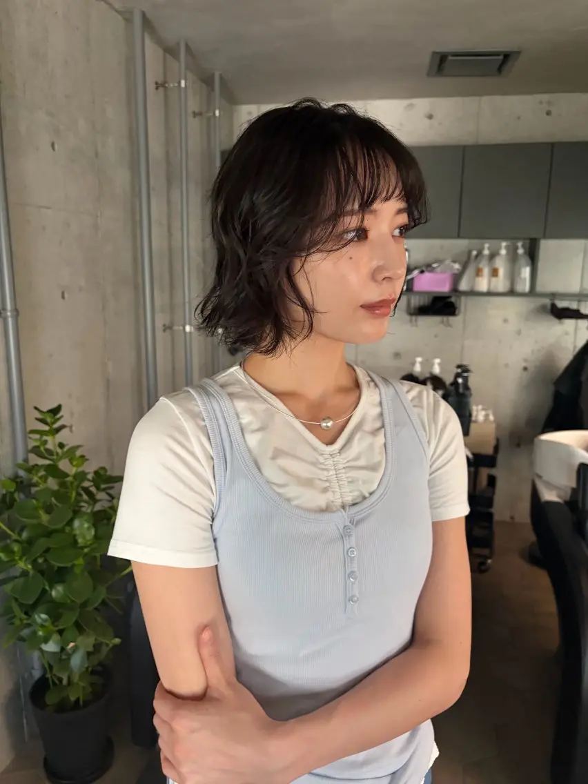ミディアム カット パーマ 透明感カラー/似合わ せカット/地毛戻しのヘアスタイル