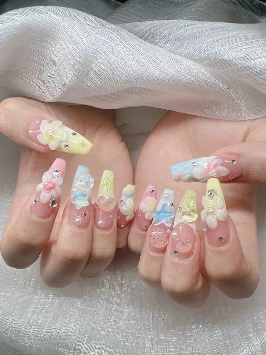 ネイル 長さ出し グラデーション キラキラネイル マグネットネイル ニュアンスネイル Lee Nails チップ長さだし専門店のネイルデザイン