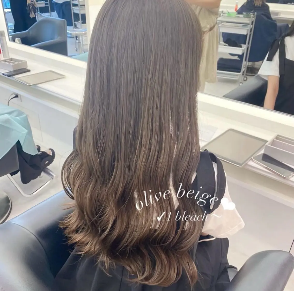 ロング カラー ヘアカラー トリートメント ParveMix 🤍加藤理沙のヘアスタイル
