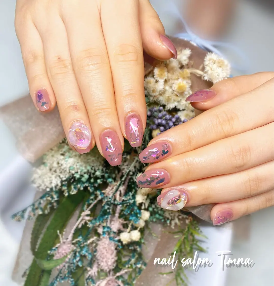 ミディアム ハンドネイル NAILSALON 🍔Timna🍟のネイルデザイン
