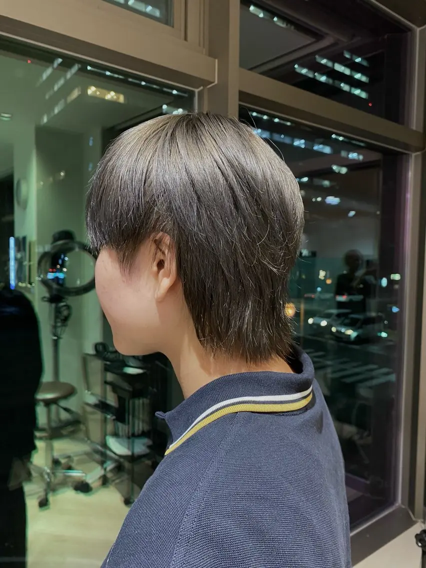 ショート カラー ブリーチ ヘアカラー Yamada Ami🪐のヘアスタイル