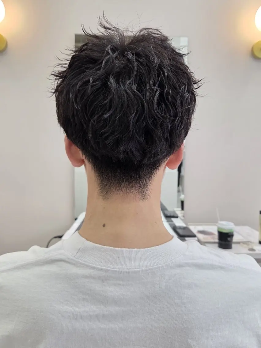 ショート パーマ メンズ メンズパーマ ショートヘア カット パーマ 桐島 令奈のヘアスタイル
