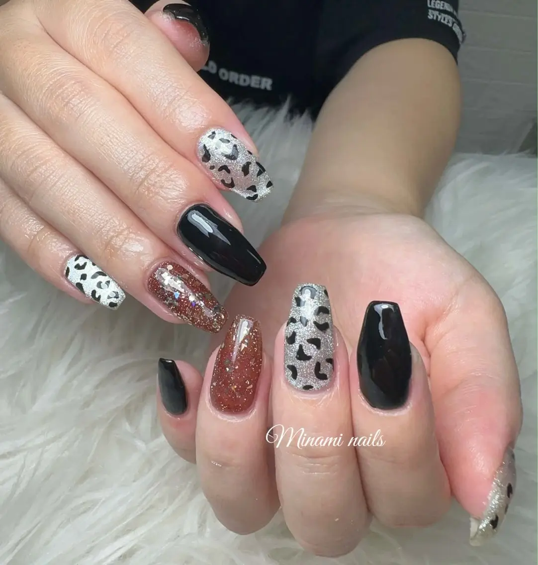 ネイル アートネイル ガーリー キラキラネイル 韓国ネイル マグネットネイル ハンドネイル Minami Nailsのネイルデザイン