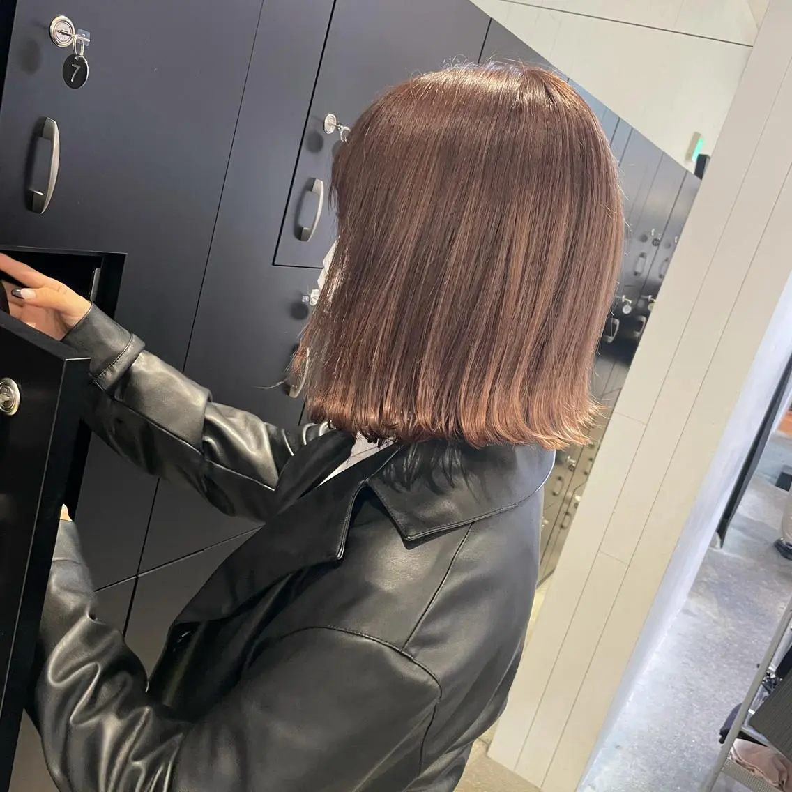 ミディアム カラー ヘアアレンジ メンズ ベージュカラー ピンクカラー ピンクベージュ 🧸ハイトーン🧸 ゆっきー🧸のヘアスタイル