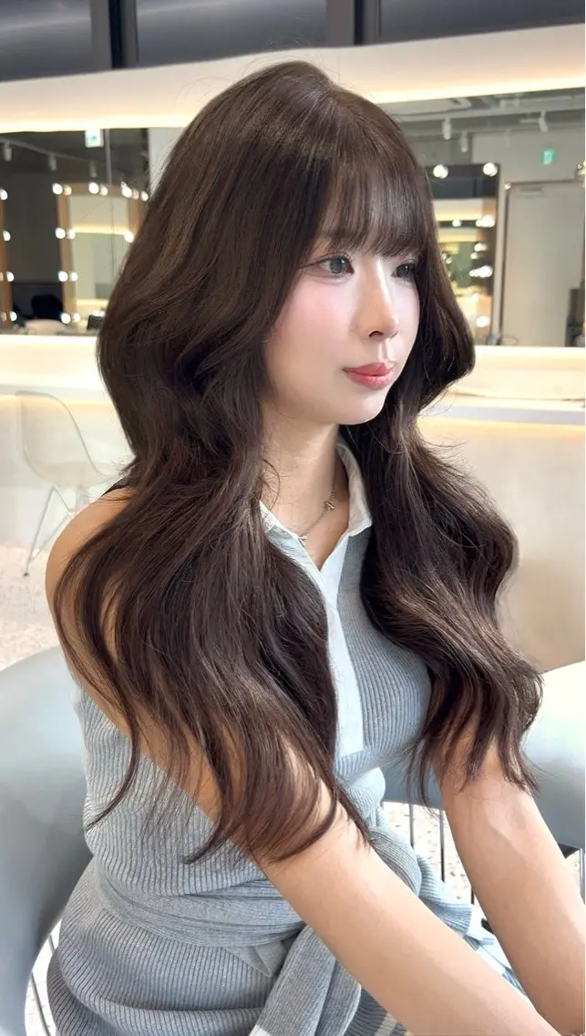 ロング チョコレートブラウン 韓国風ヘア レイヤーカット ワンホンヘア 🎀透明感カラー shizuka🎀のヘアスタイル