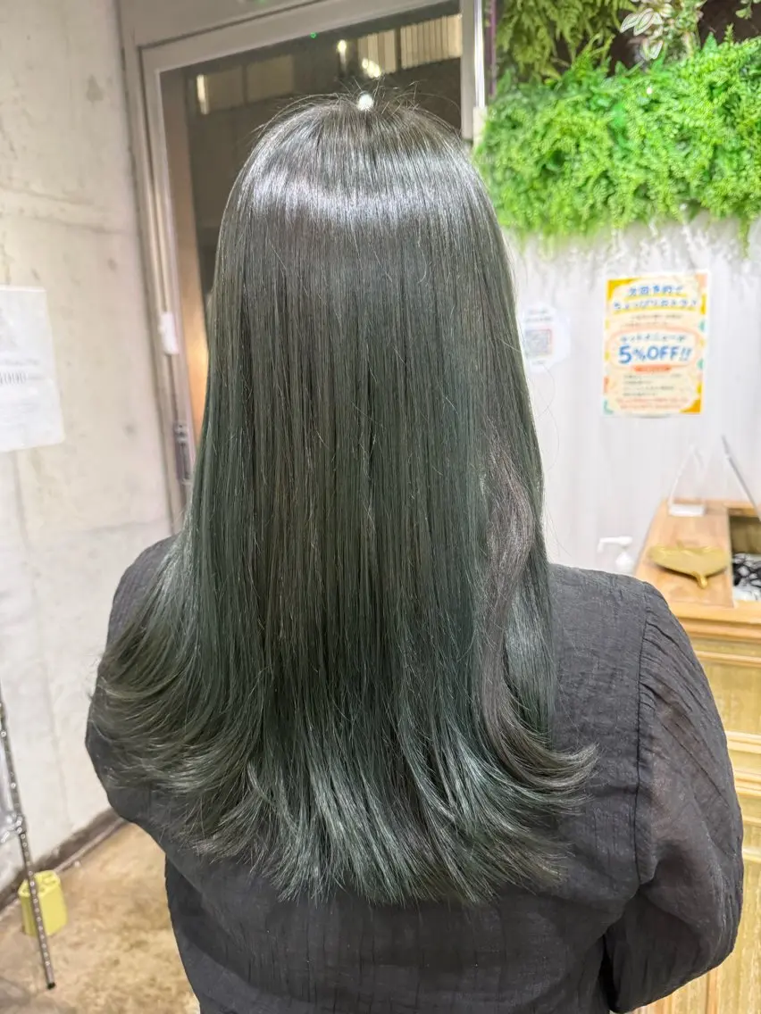 セミロング カラー セミロングパーマ 髪質改善 縮毛矯正 トリートメント 酸性ストレート ヘアカラー トリートメント 縮毛矯正/ /関内/あべももこのヘアスタイル