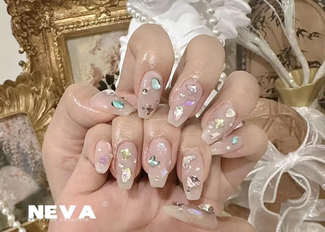 ネイル ハンドネイル ハンドケア 🤍蒲田NEVA ネイル&パーマ🪽のネイルデザイン