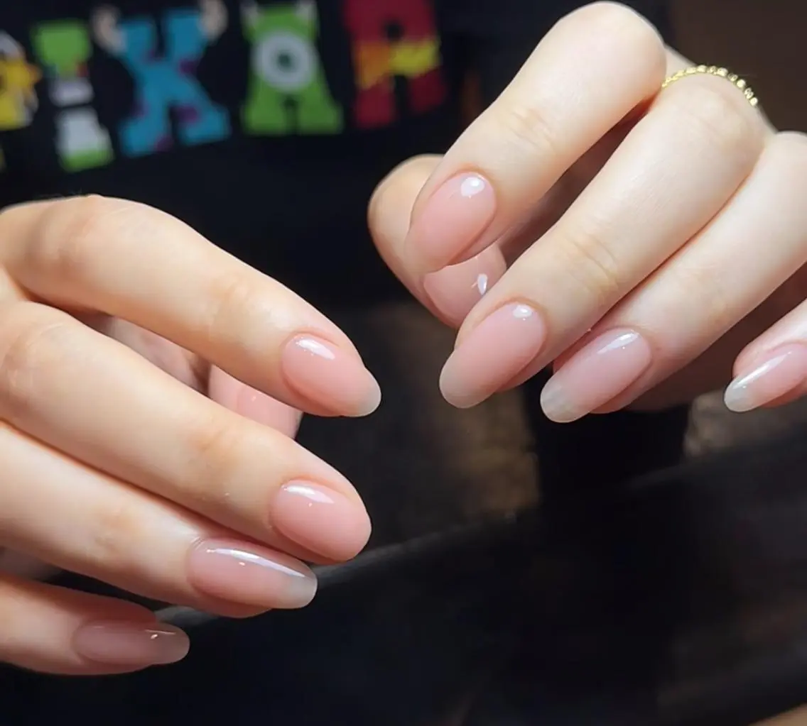 ネイル ハンドネイル エリ🫧 nail池袋東口のネイルデザイン