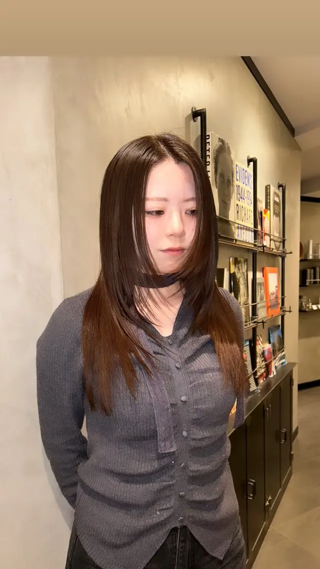 ロング カラー 縮毛矯正 タナカ カナ🫧のヘアスタイル