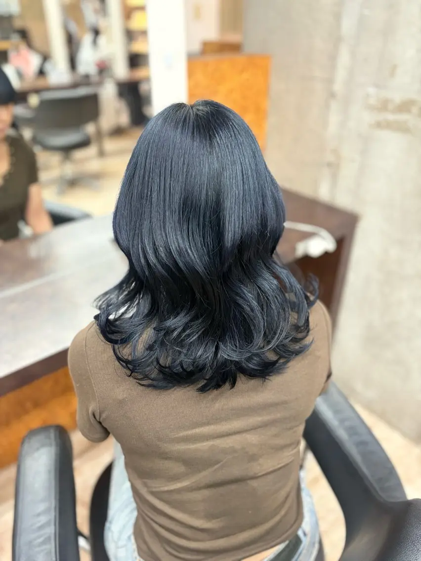 カラー ヘアカラー 三堀 七海のヘアスタイル