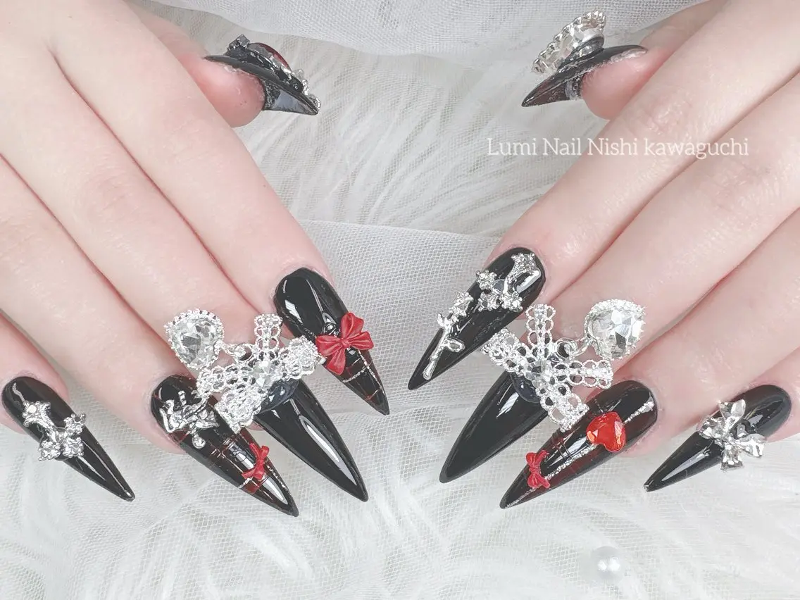ネイル フットネイル ジェルネイル キラキラネイル オフィスネイル ピンク ハンドネイル Lumi Nail Salonのネイルデザイン