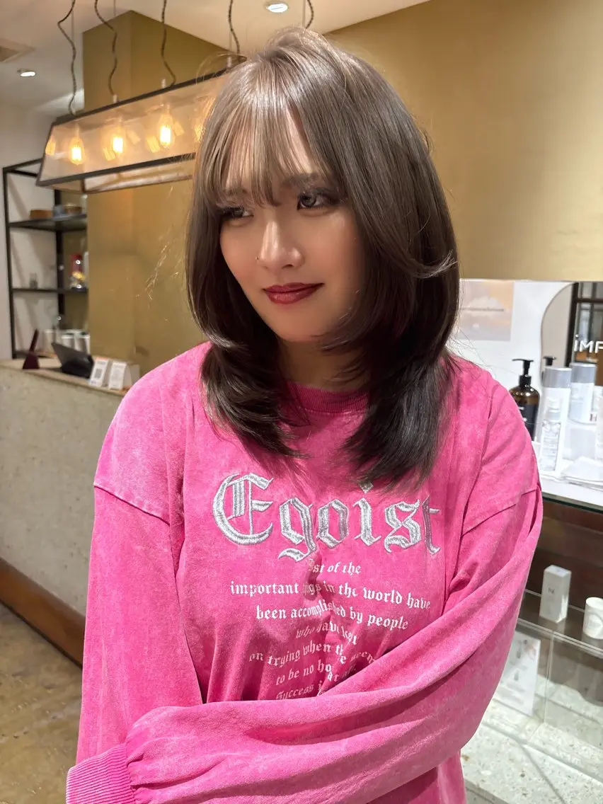 セミロング カラー ベージュカラー ブリーチ 透明感カラー ミント ミントベージュ ヘアカラー キョウスケ/レイヤー /ハイトーンのヘアスタイル