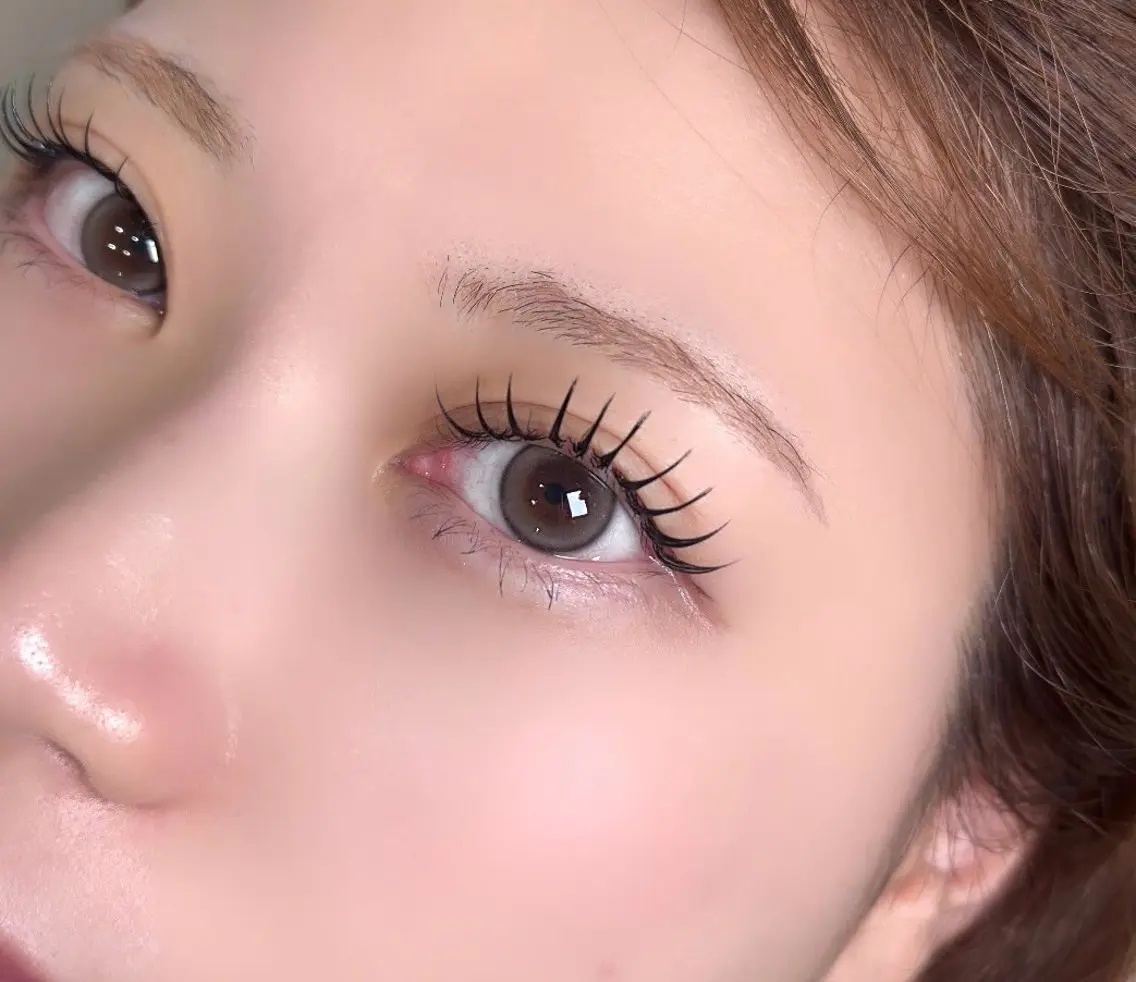 マツエク・マツパ Unknown🎀 元町harunaの眉毛・アイブロウイメージ