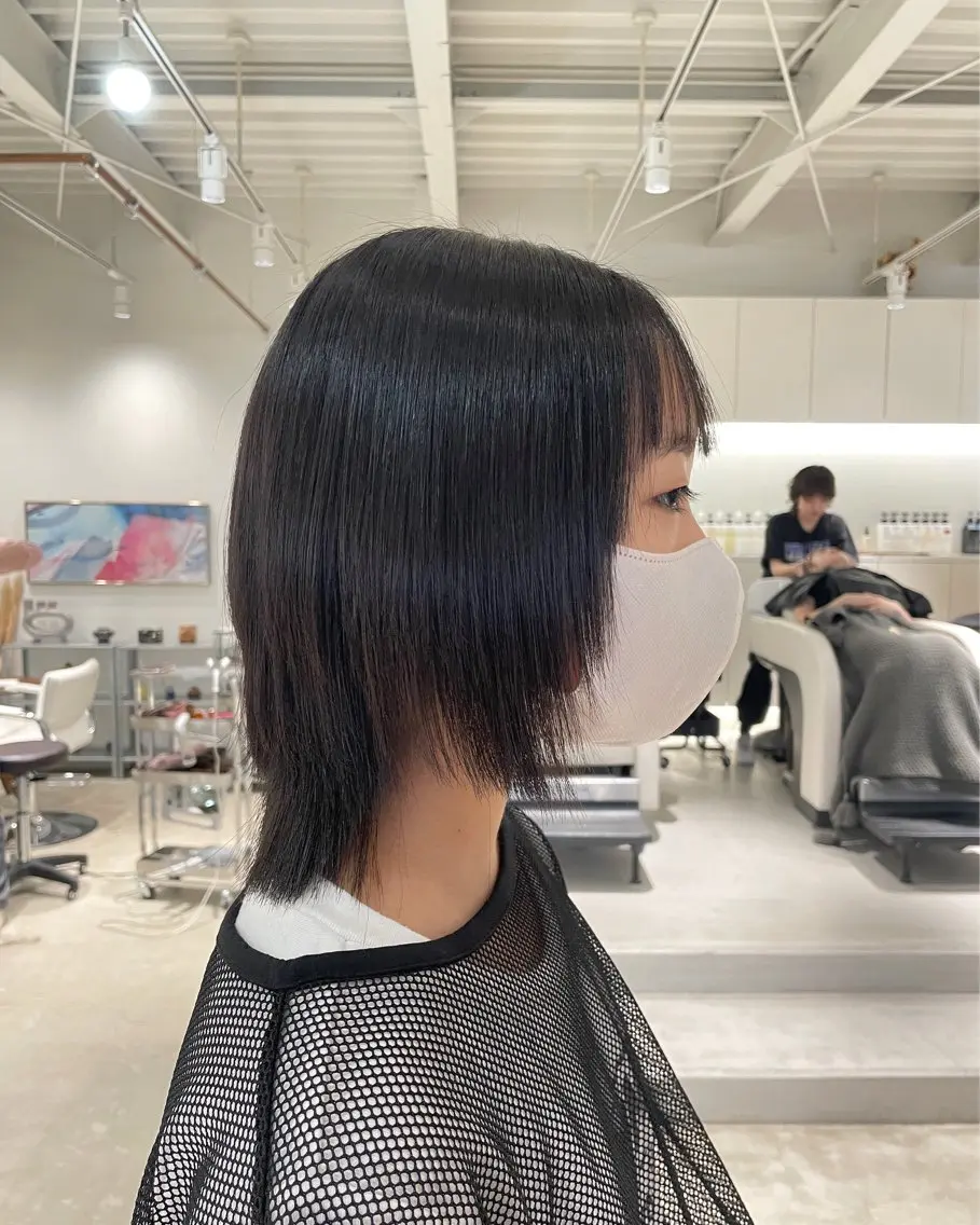 ミディアム 縮毛矯正 安西 香利奈のヘアスタイル