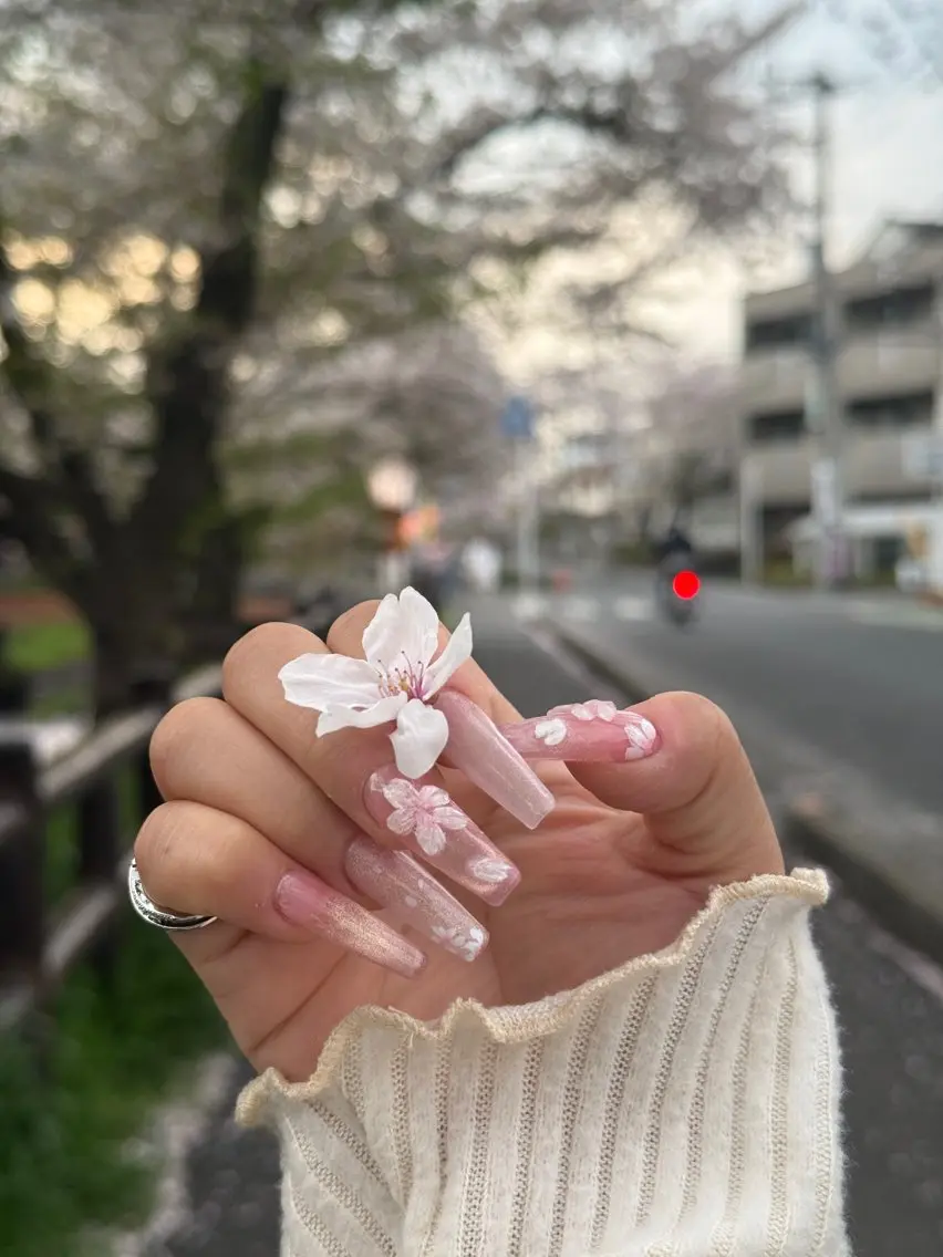 ネイル ハンドネイル Rina 東口ネイルサロンもちのネイルデザイン