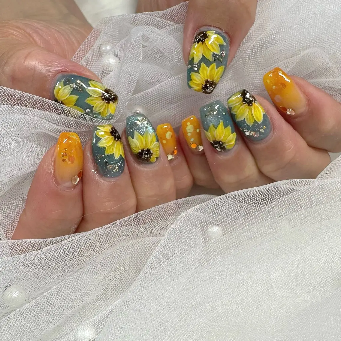 ネイル ジェルネイル 東 千夏のネイルデザイン