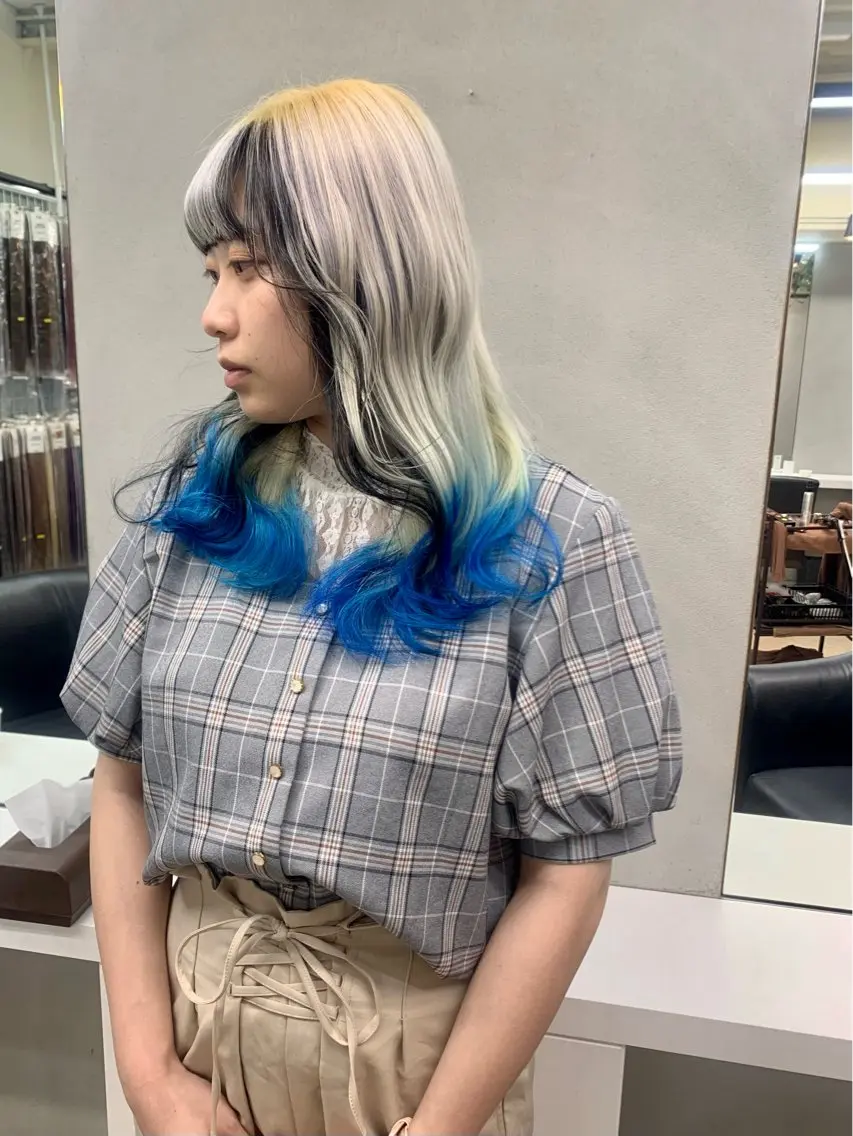 【🚨⚡👘卒業生🎓💐🌸限定🚨⚡】【✂️ブリーチカラー+トリートメント✂️】【デザインOK👌】の写真