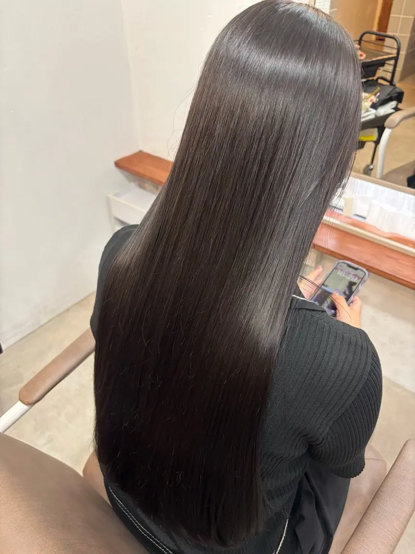 ロング 透明感カラー/髪質 改善 YUKAのヘアスタイル
