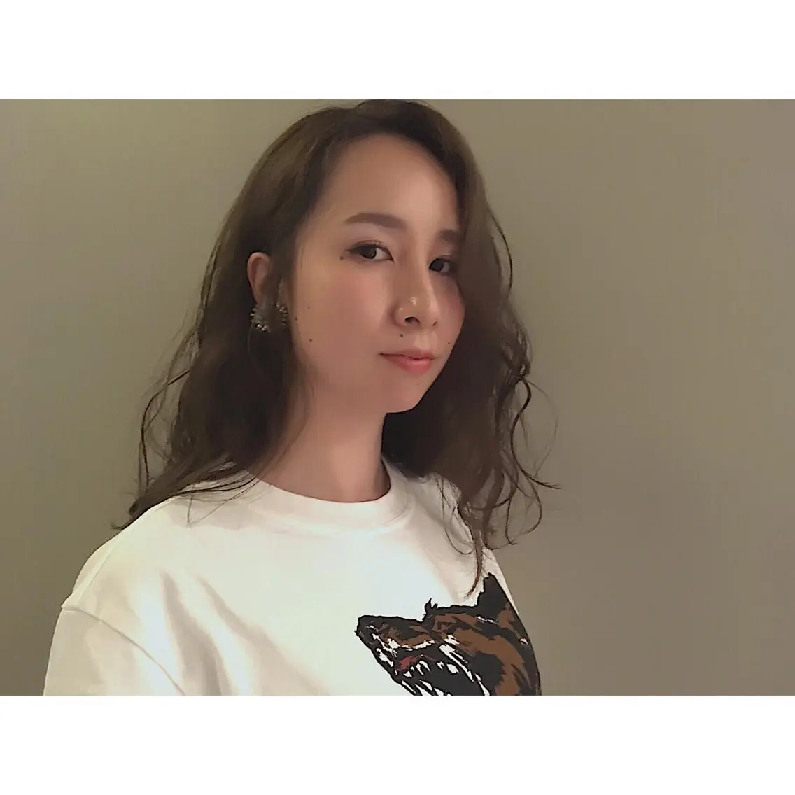 セミロング カラー パーマ ベージュカラー 透明感カラー イルミナカラー 外国人風カラー カット ヘアカラー 山中 直輝のヘアスタイル