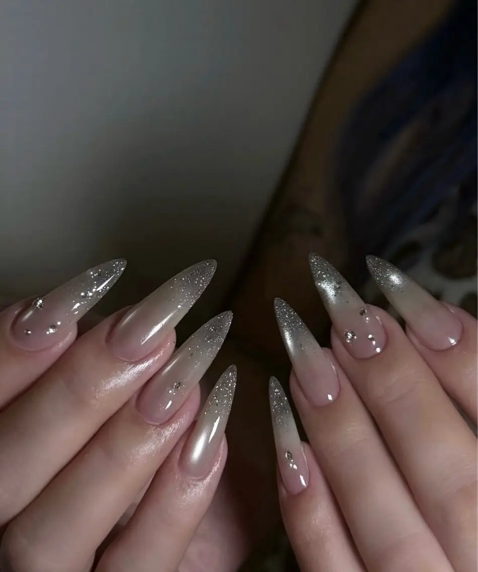 ネイル マグネットネイル Mina Aurea Nailのネイルデザイン