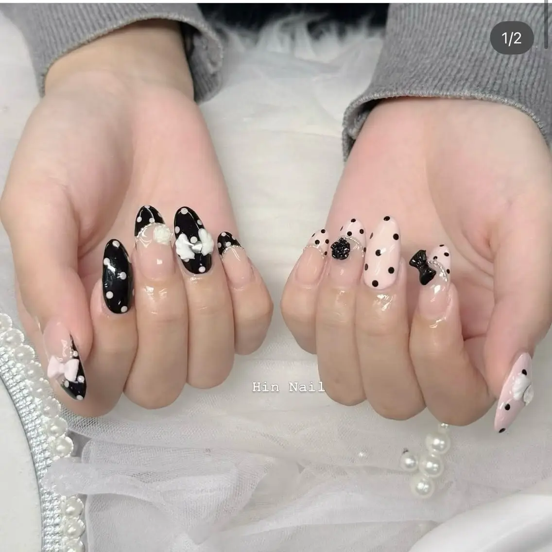 ネイル アニマル柄 ブラウン チークネイル ドット フットネイル ハンドネイル HIN NAILのネイルデザイン