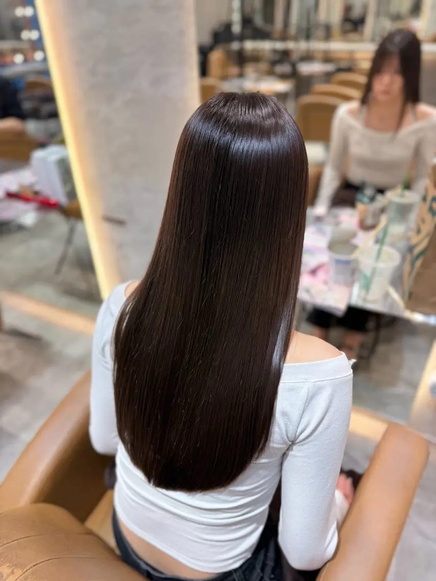 セミロング カット ヘアカラー トリートメント RYU/レイヤー /透明感艶カラーのヘアスタイル