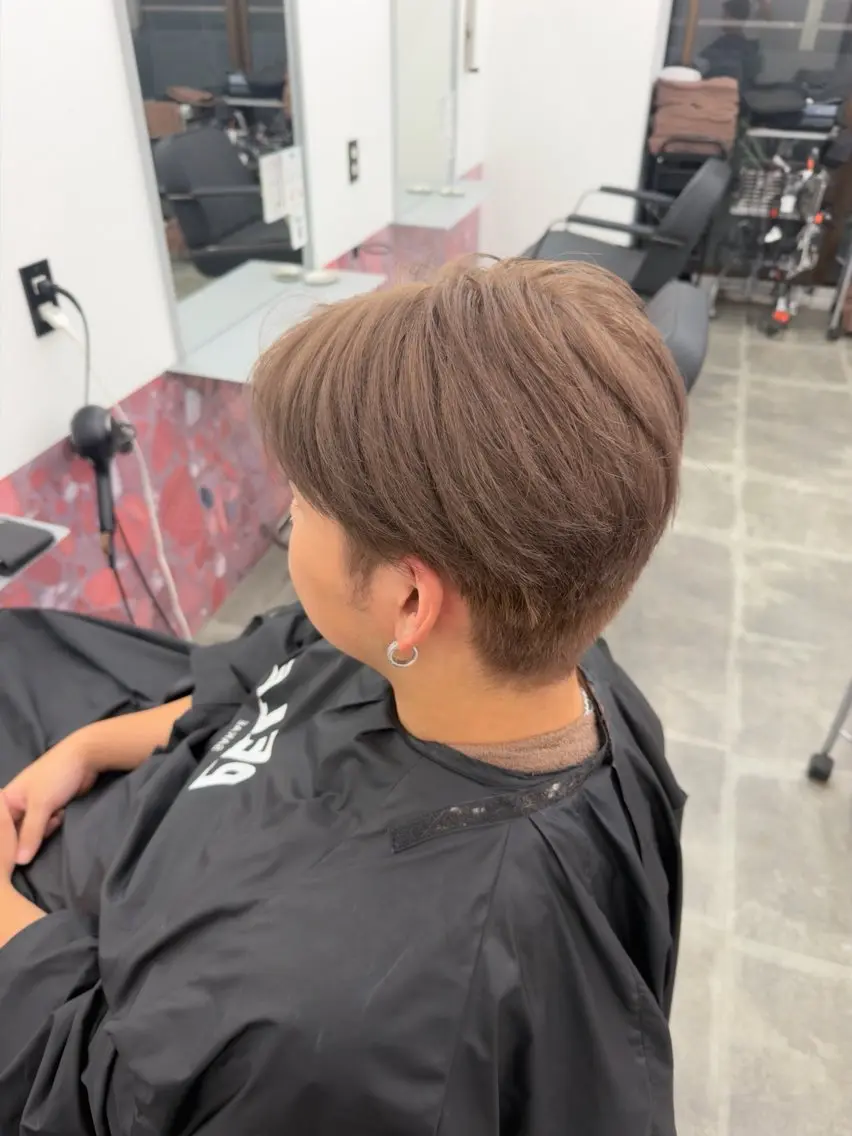 ショート メンズ ヘアカラー PELE SAKAE kannaのヘアスタイル