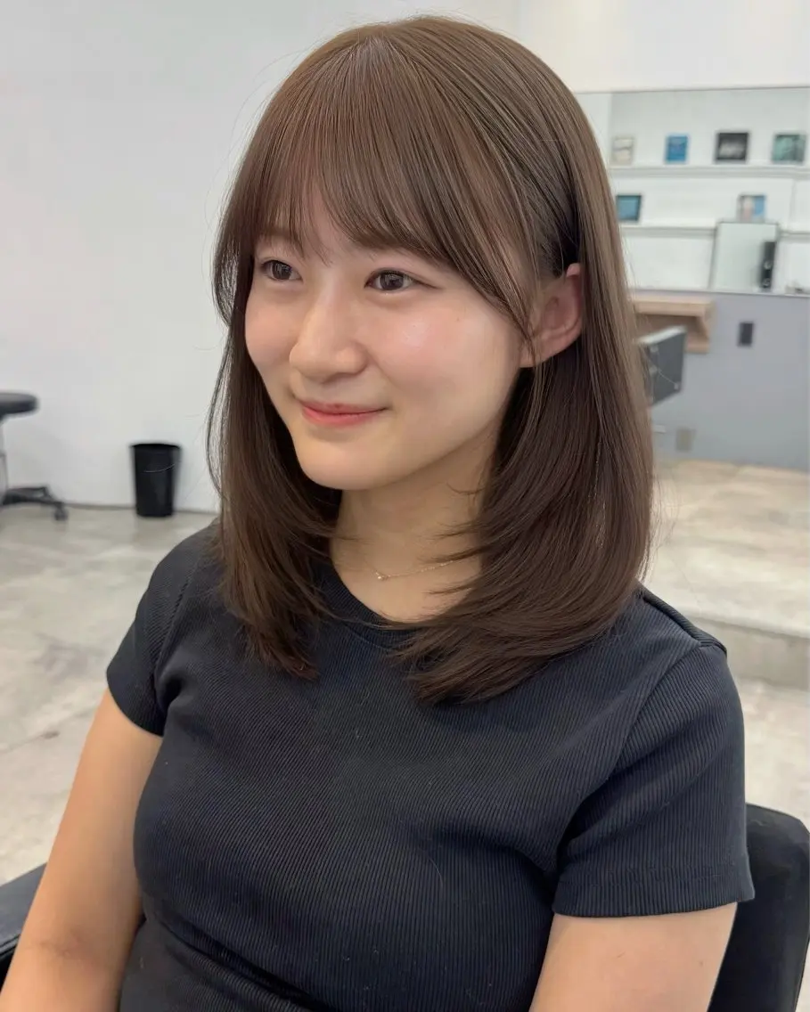 ミディアム カラー ベージュカラー ミルクティーベージュ レイヤーカット カット ヘアカラー トリートメント レイヤー🩰髪質改善 /透明感/kanaのヘアスタイル