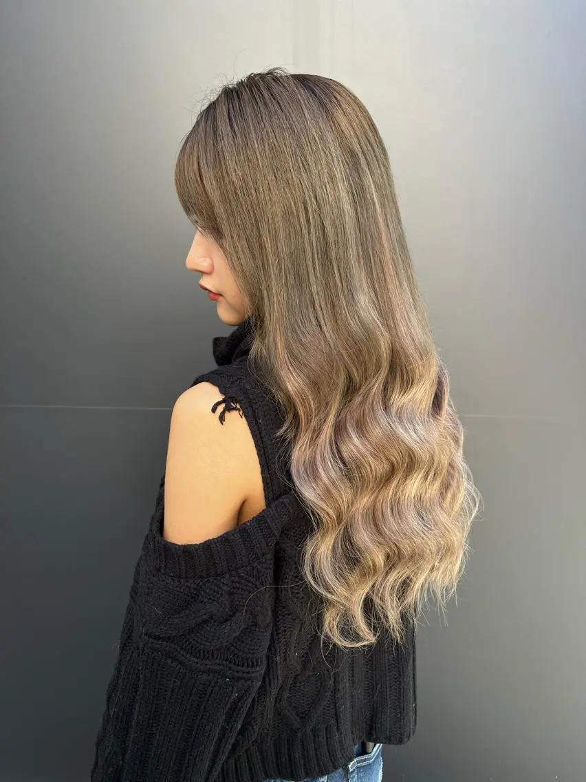 【最高の仕上がり✂︎なりたいを叶えます】馴染ませカット&ワンカラー&髪質改善トリートメント&プルエクステ100本の写真
