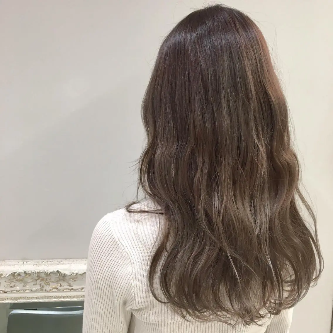 ロング 浅沼 ゆいのヘアスタイル