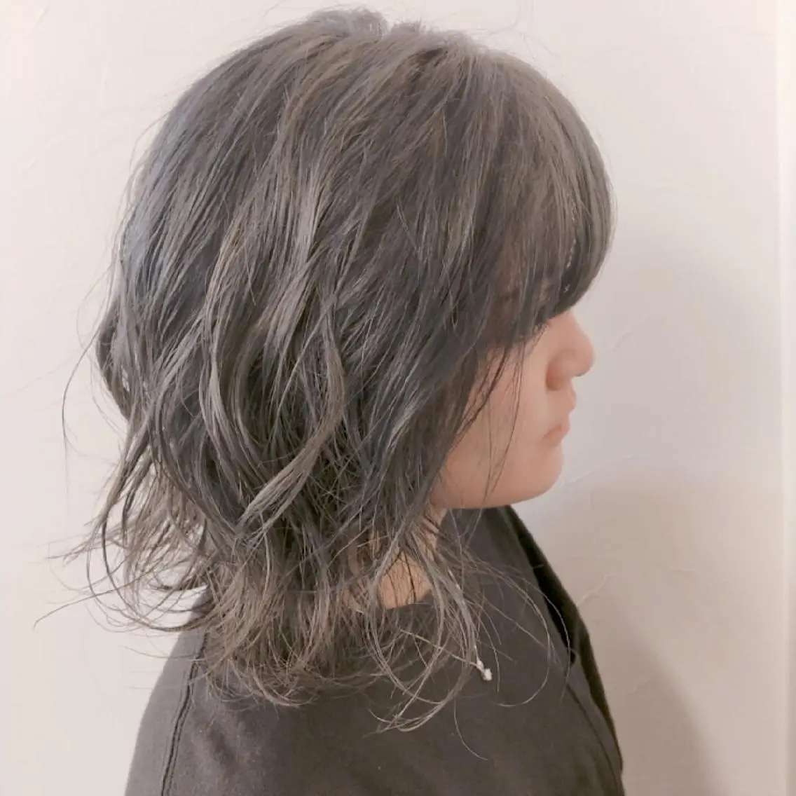 ミディアム カラー バレイヤージュ ブリーチ ブルーカラー ダブルカラー グラデーションカラー ブリーチの神 KYONのその他イメージ