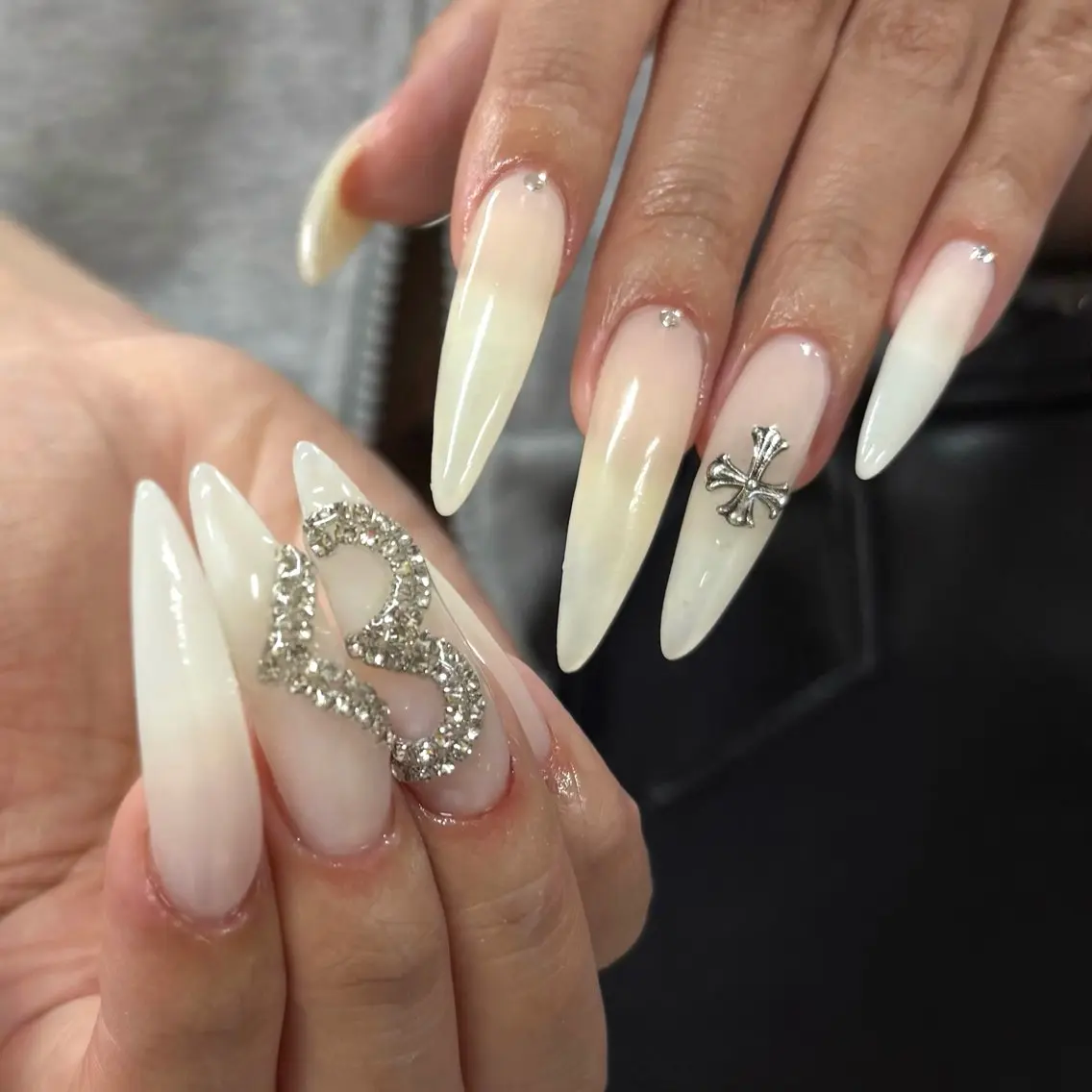 ネイル ハンドネイル フットネイル yuri / 個性派nailのネイルデザイン