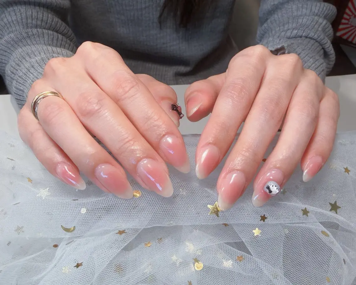 ネイル チークネイル U.MI Nail Salonのネイルデザイン