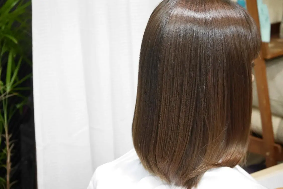 セミロング 🤍縮毛矯正 髪質改善 ツヤ髪🤍のヘアスタイル