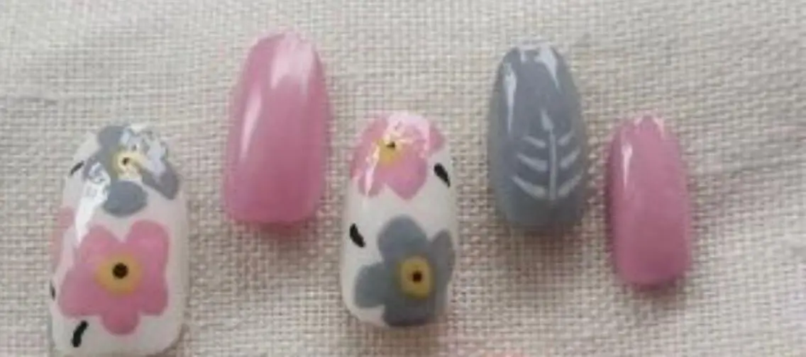 ネイル ハンドネイル ゲン レイカのネイルデザイン