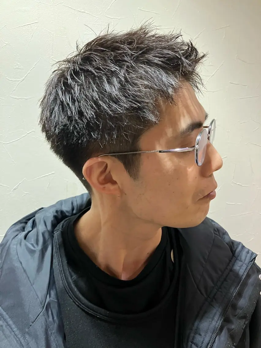 ショート メンズ SAKI SAKIのヘアスタイル
