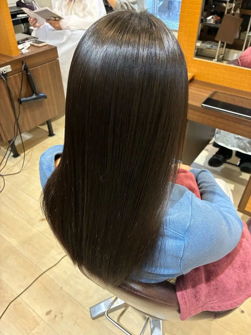 セミロング 縮毛矯正 トリートメント Orque kazuneのヘアスタイル