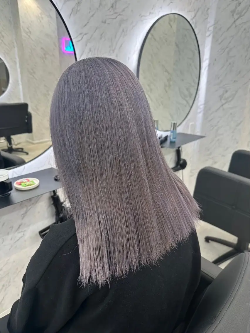 ロング カラー シルバー ヘアカラー トリートメント カット¥1100 ✂️MIUのヘアスタイル