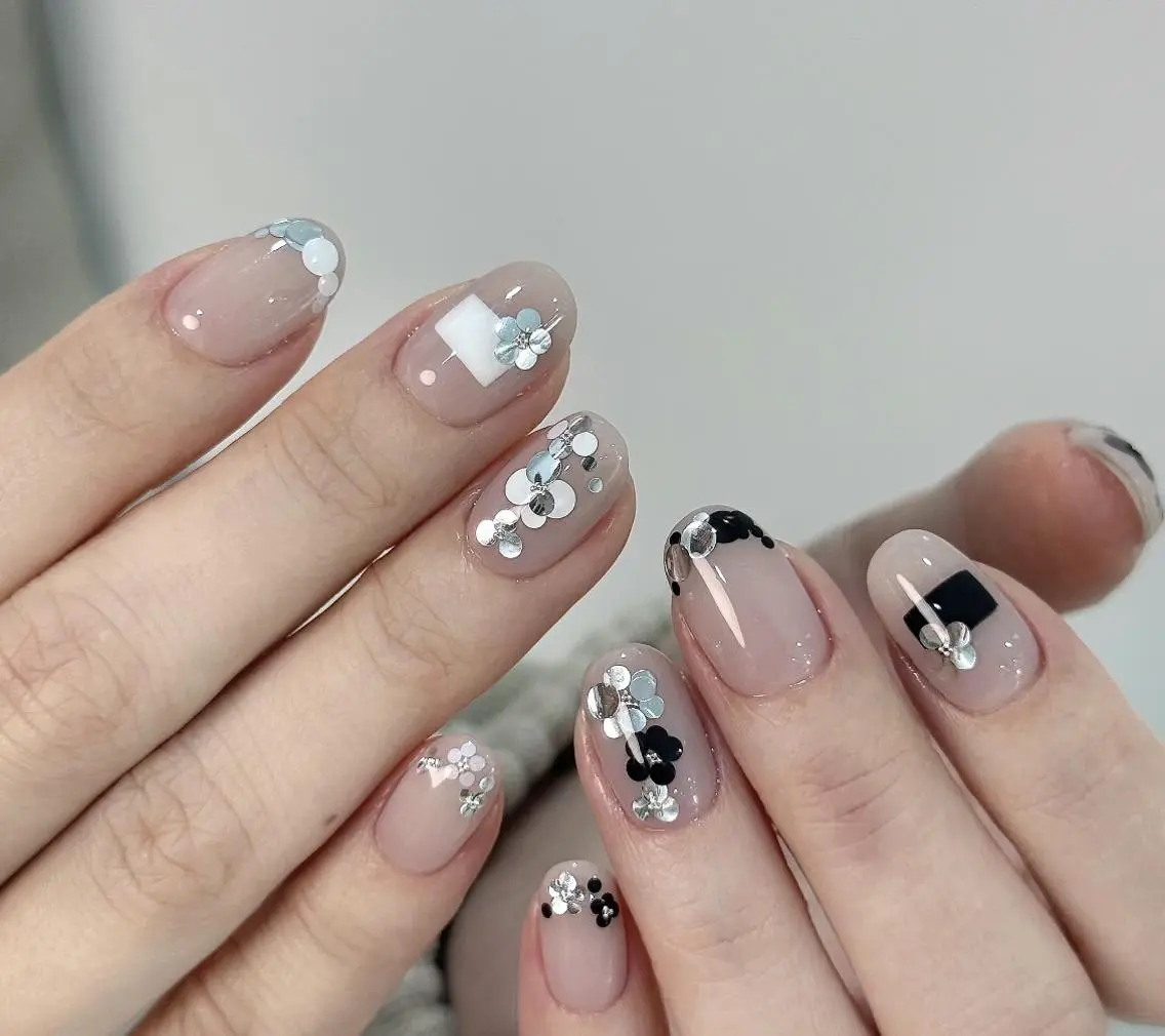 ネイル ハンドネイル she’s nailのネイルデザイン