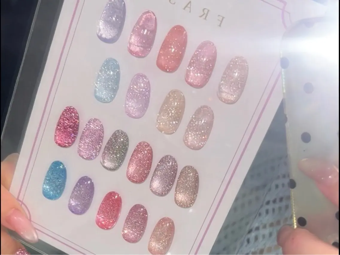 ネイル フラッシュネイル FLORANZ 🫧AIRI🫧のネイルデザイン