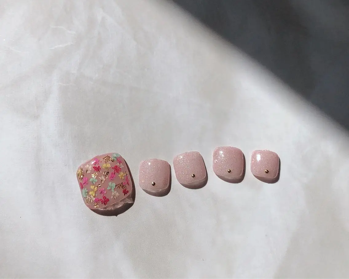 ネイル フットネイル saki_ nail heronのネイルデザイン