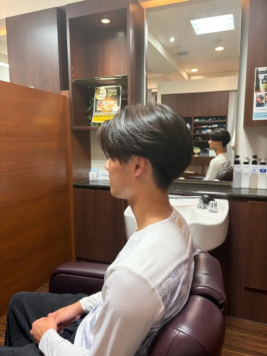 ショート メンズ センターパート 加藤 啓吾のヘアスタイル