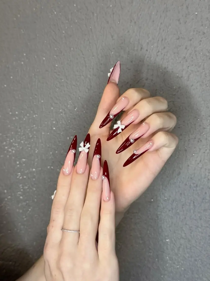 ネイル 長さ出し キラキラネイル 韓国ネイル ロングネイル ワンホンネイル ハンドネイル Josie nail salonのネイルデザイン