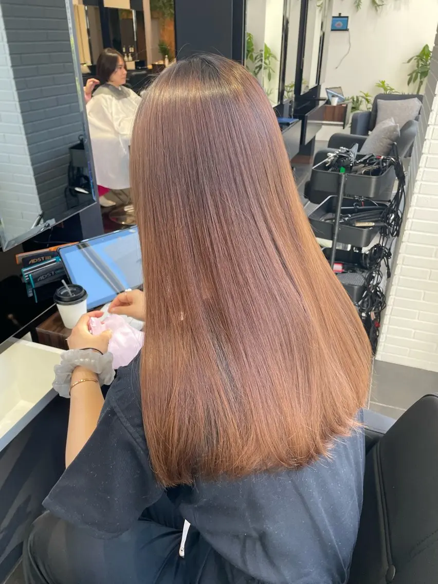 藤川 玲亜のヘアスタイル
