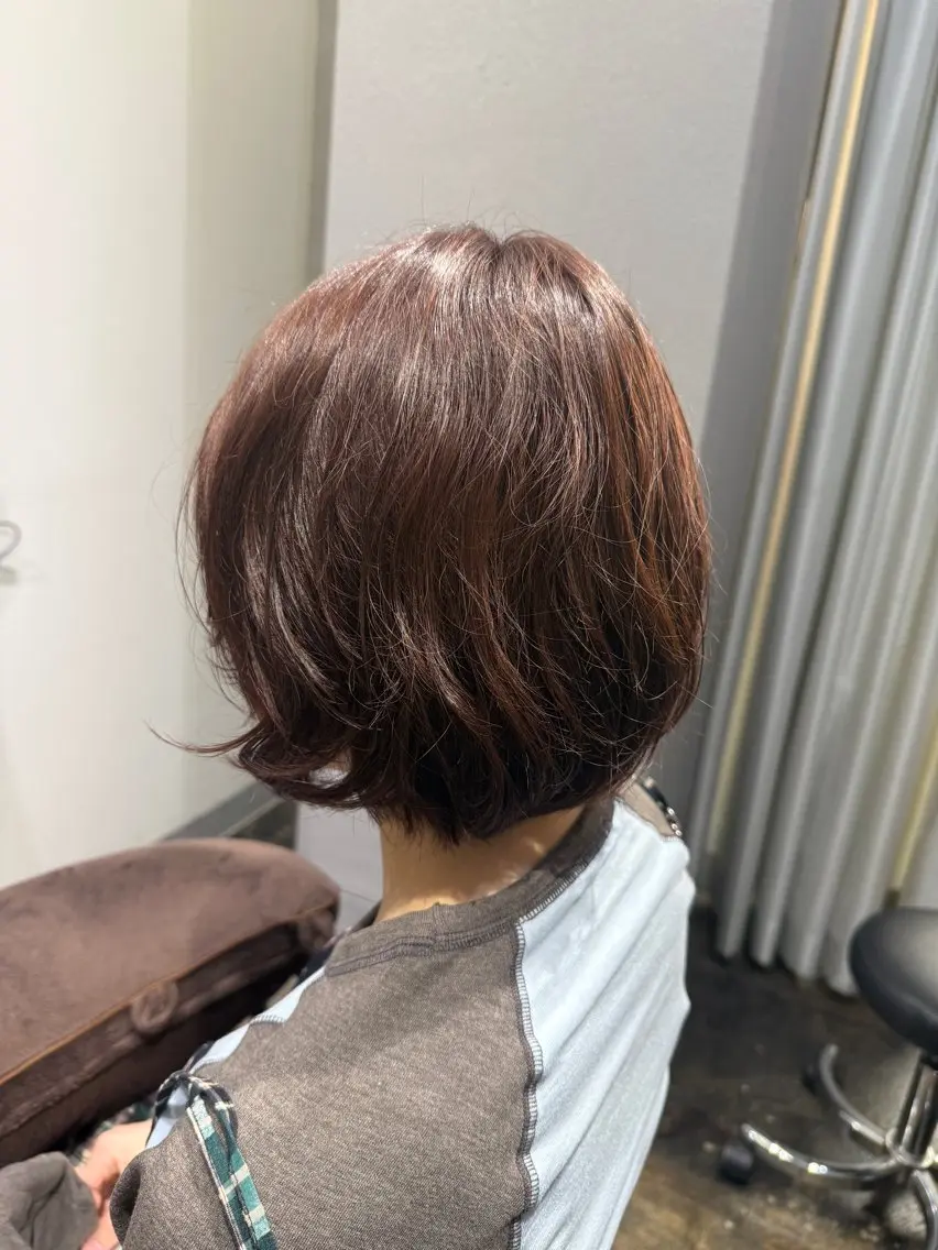 ショート カラー カット ヘアカラー トリートメント 透明感カラー/パーマ 🌀アオノのヘアスタイル
